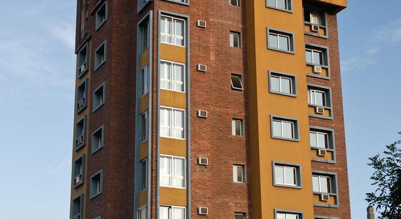 Hotel Tres Cruces Montevideo Esterno foto