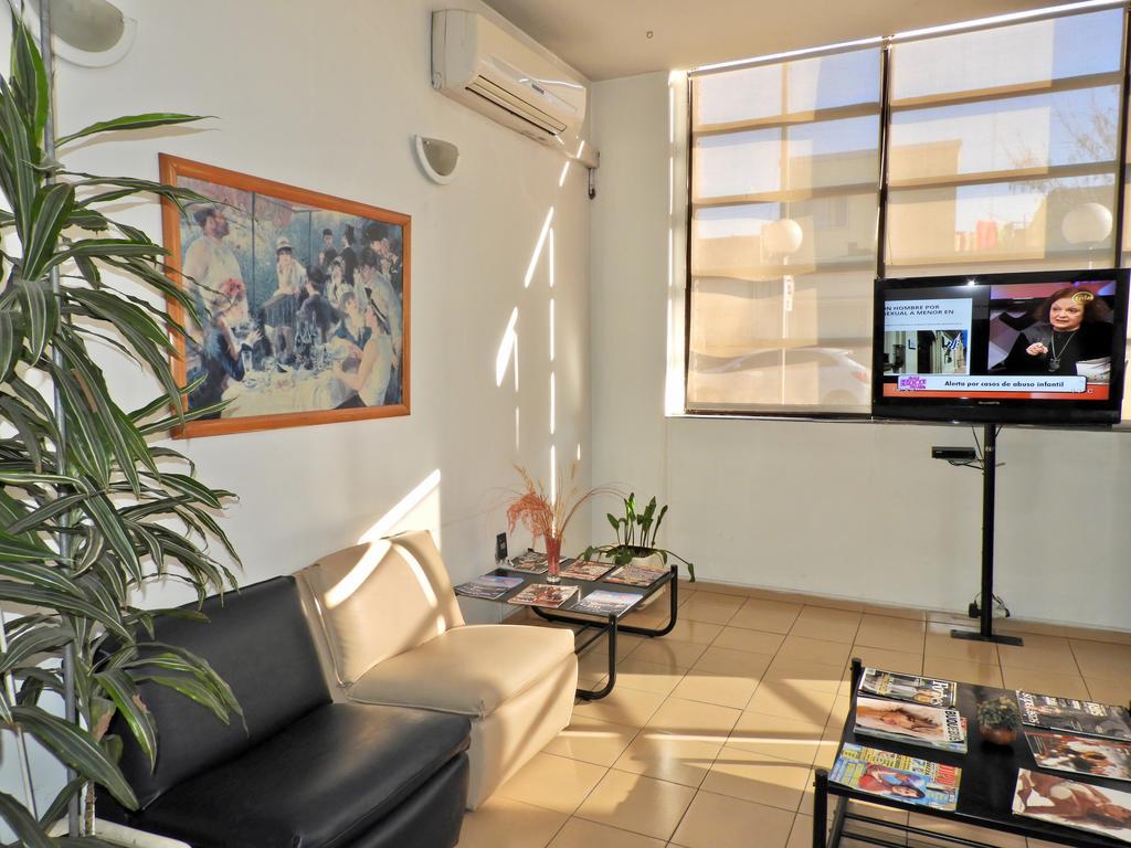 Hotel Tres Cruces Montevideo Esterno foto