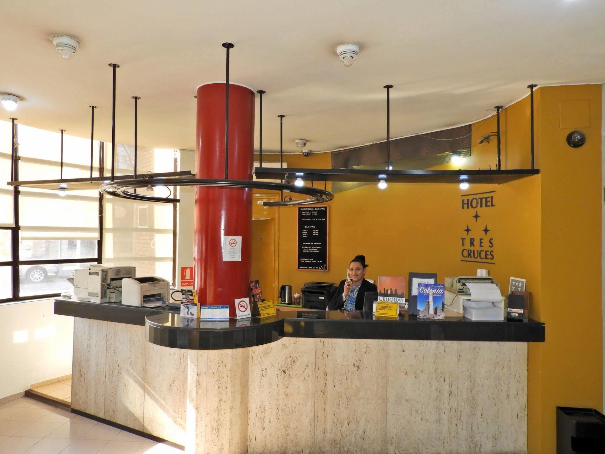 Hotel Tres Cruces Montevideo Esterno foto